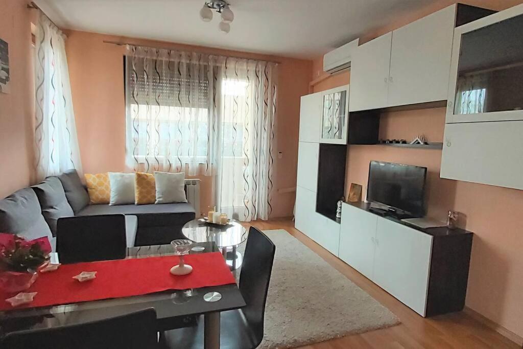 Mia'S Apartment, Stylish One Bedroom Suite 索菲亞 外观 照片